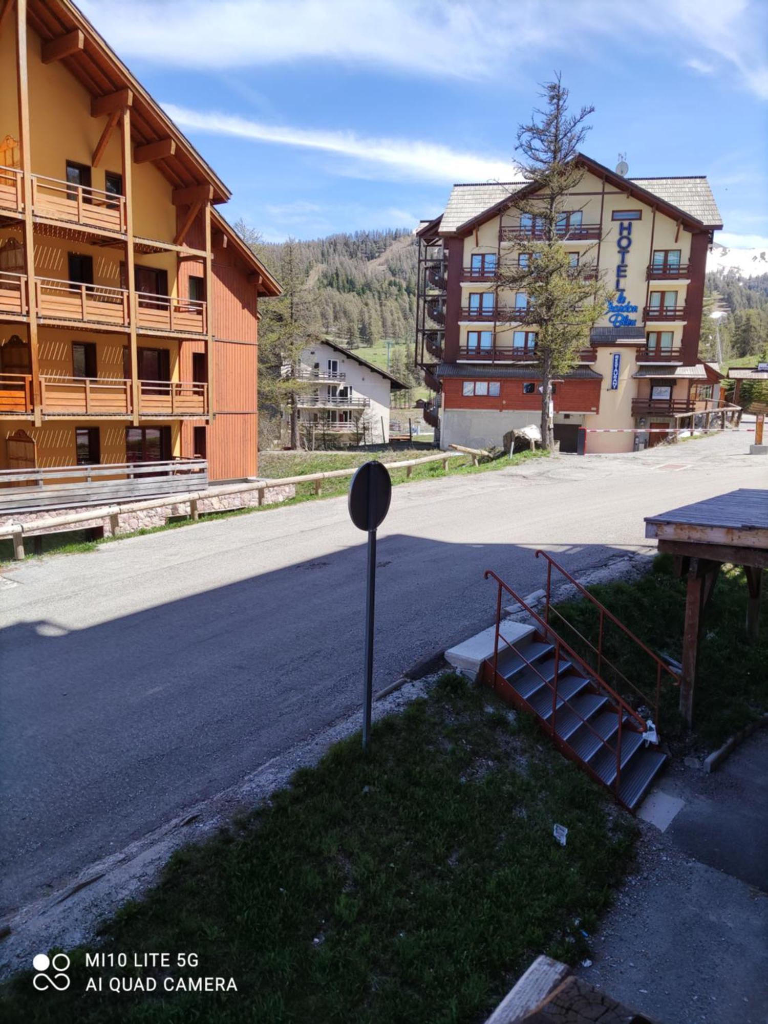 Risoul Altair Jolie T2 Confortable Skis Aux Pieds Kültér fotó